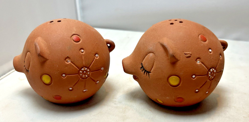 Mid Century Atomic Design PIG Terra Cotta Pottery Shakers Japan